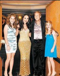 最新娱乐圈爆料新闻李玟,娱乐圈再掀浪漫风暴